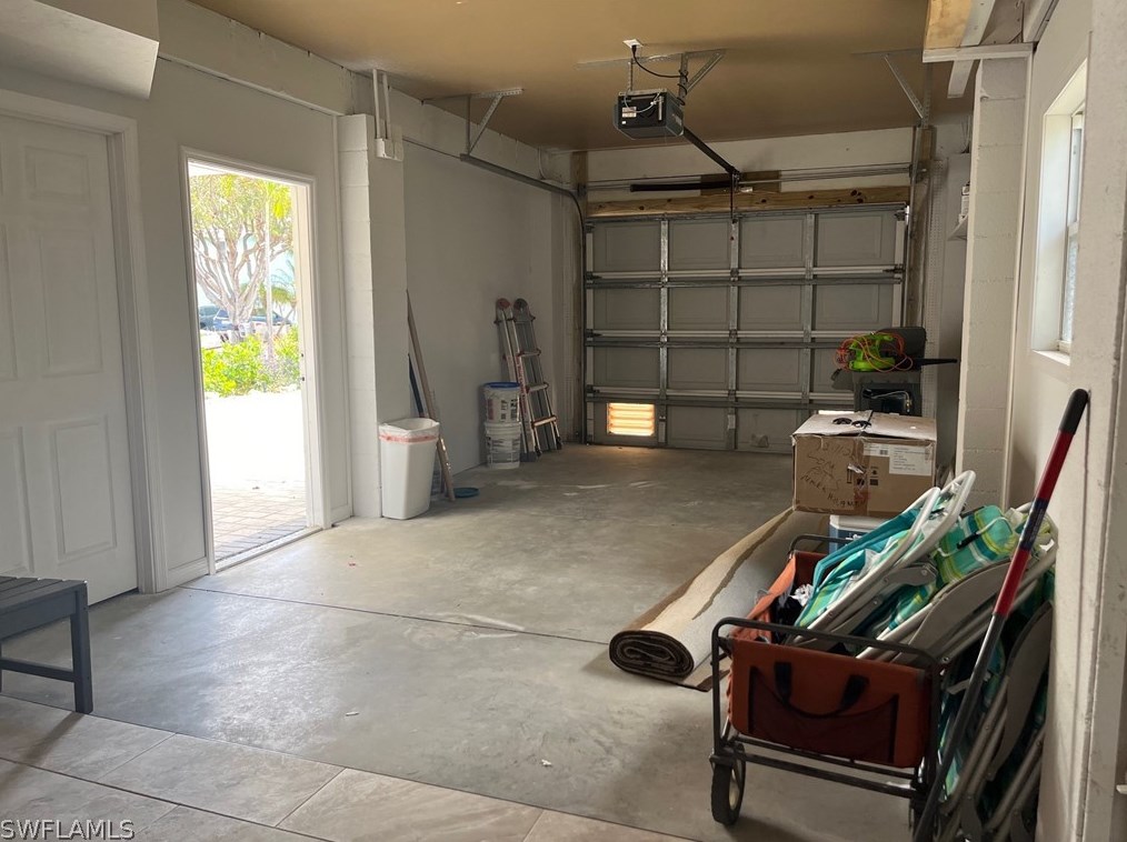 426 Palermo Cir, Fort Myers Beach FL  33931-2726 exterior