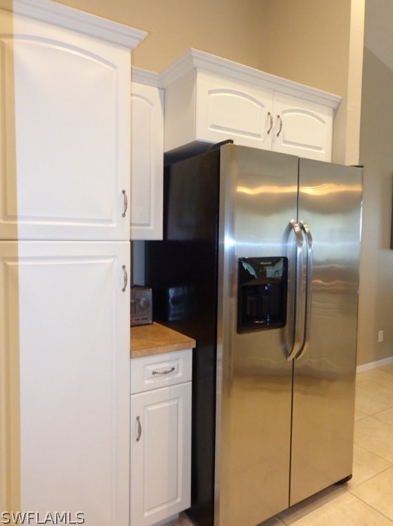 426 Palermo Cir, Fort Myers Beach FL  33931-2726 exterior