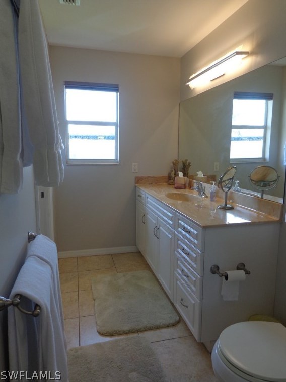 426 Palermo Cir, Fort Myers Beach FL  33931-2726 exterior