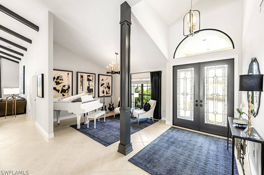 811 Bentwood Dr, Naples FL 34108-8204 exterior