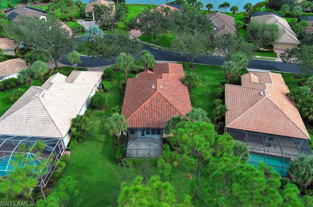 10508 Bella Vis Dr, Fort Myers FL 33913-7005 exterior