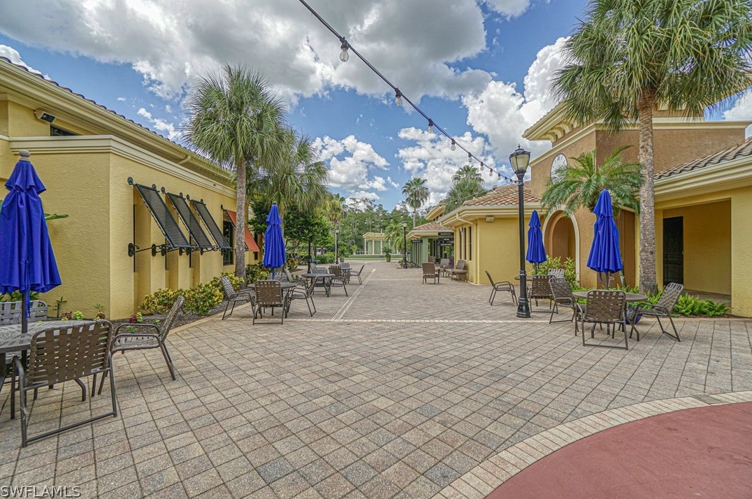 10508 Bella Vis Dr, Fort Myers FL 33913-7005 exterior