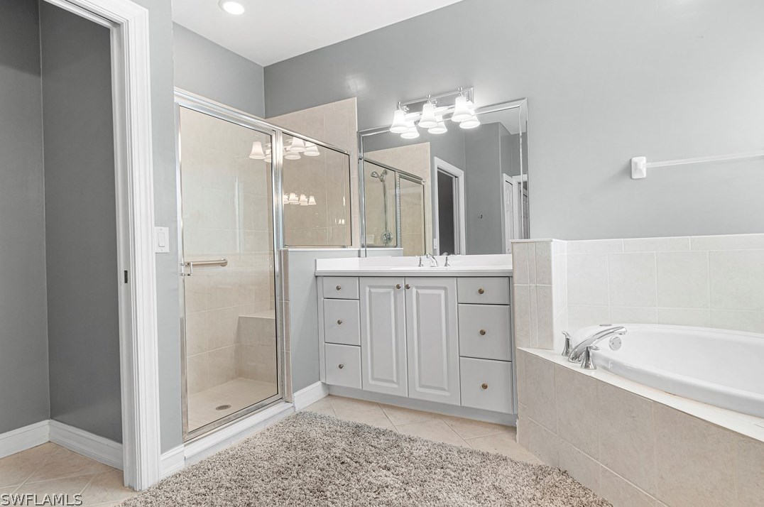 10508 Bella Vis Dr, Fort Myers FL 33913-7005 exterior