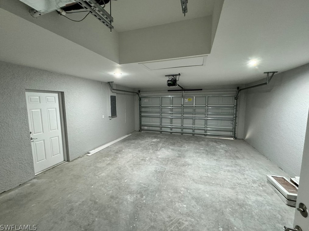 838 Columbus Blvd, Lehigh Acres FL  33974-4733 exterior