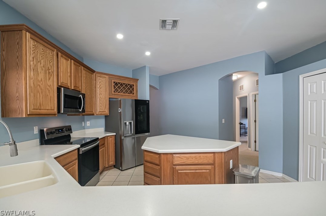 2743 Nature Pointe Loop, Fort Myers FL  33905-2471 exterior