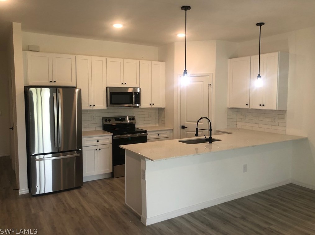 318 Harry Ave, Lehigh Acres FL  33973-2033 exterior