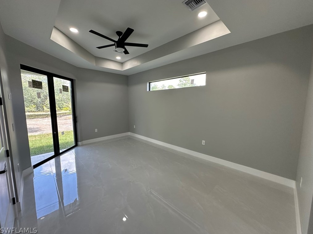 525 Abbott Ave, Lehigh Acres FL 33972 exterior