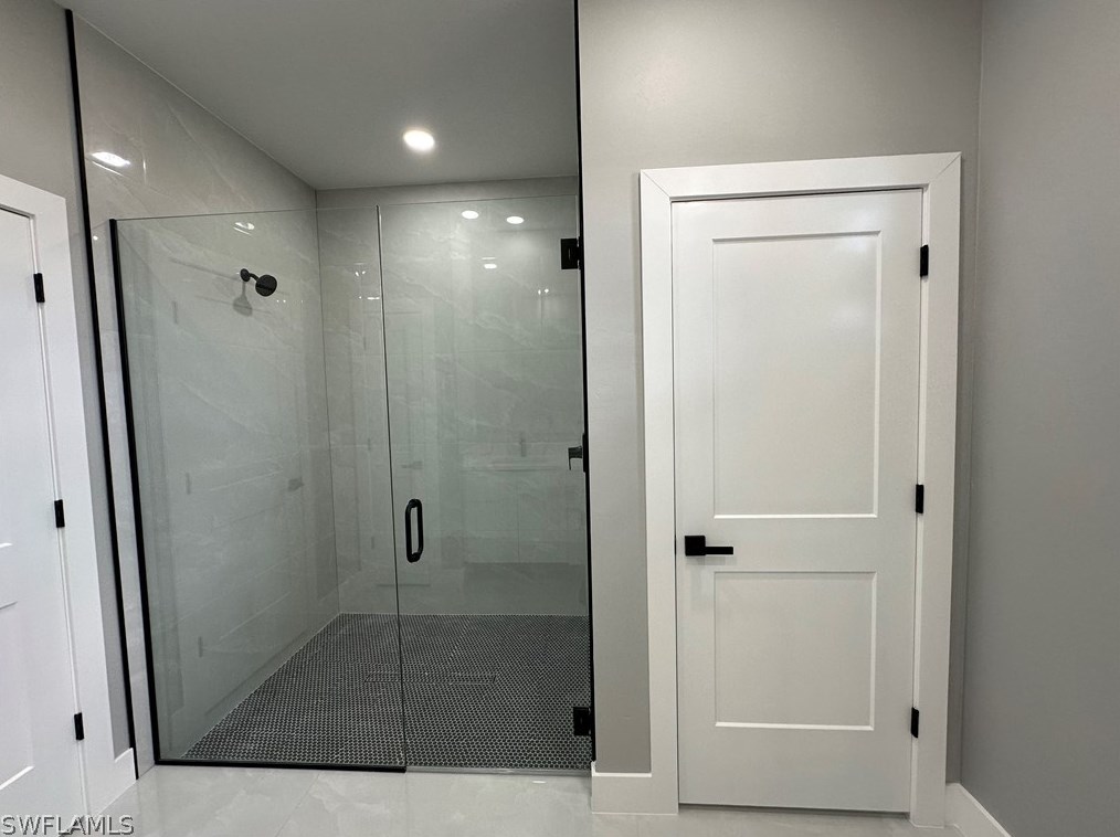 525 Abbott Ave, Lehigh Acres FL 33972 exterior