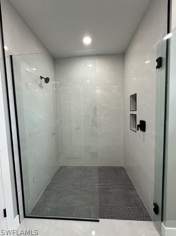 525 Abbott Ave, Lehigh Acres FL 33972 exterior