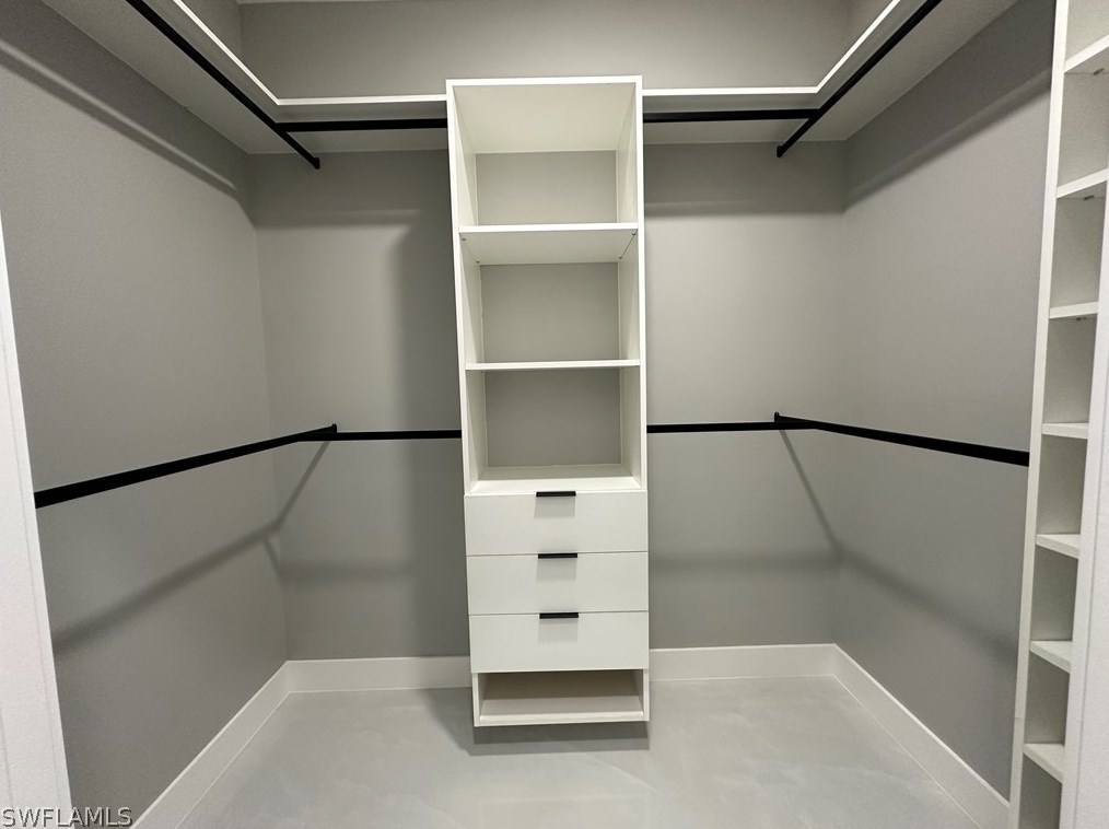 525 Abbott Ave, Lehigh Acres FL 33972 exterior