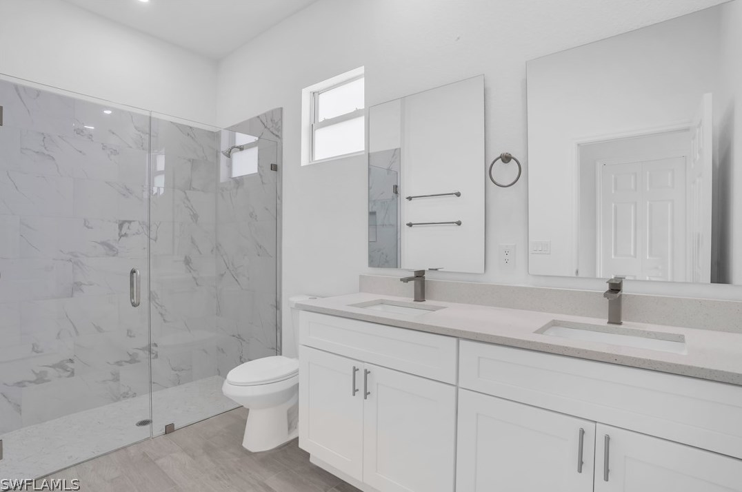 1110 Lee Ave, Lehigh Acres FL 33972-9105 exterior