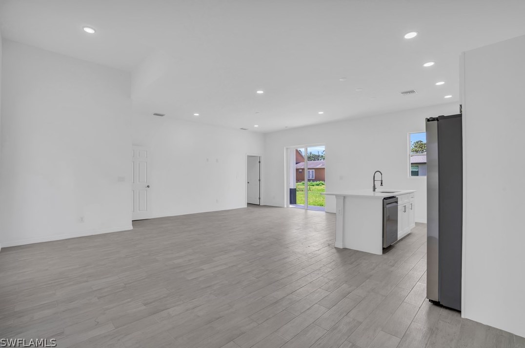 1110 Lee Ave, Lehigh Acres FL 33972-9105 exterior