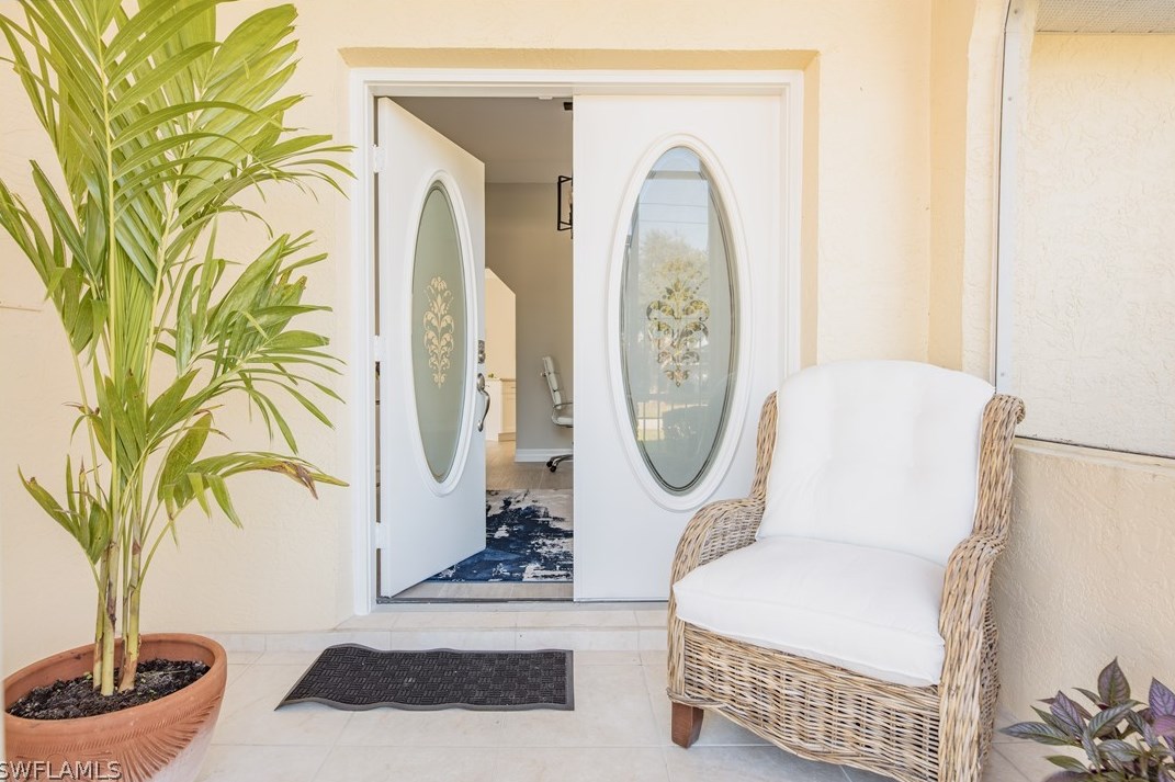 232 31st Ter, Cape Coral FL  33904-3442 exterior