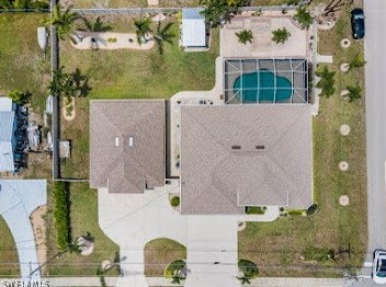 4104 Country Club Blvd, Cape Coral FL  33904-5232 exterior