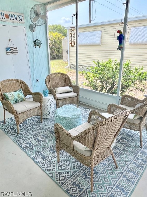 726 Knotty Pne Cir, Fort Myers FL 33917-7407 exterior