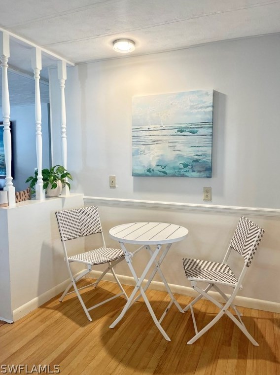 726 Knotty Pne Cir, Fort Myers FL 33917-7407 exterior