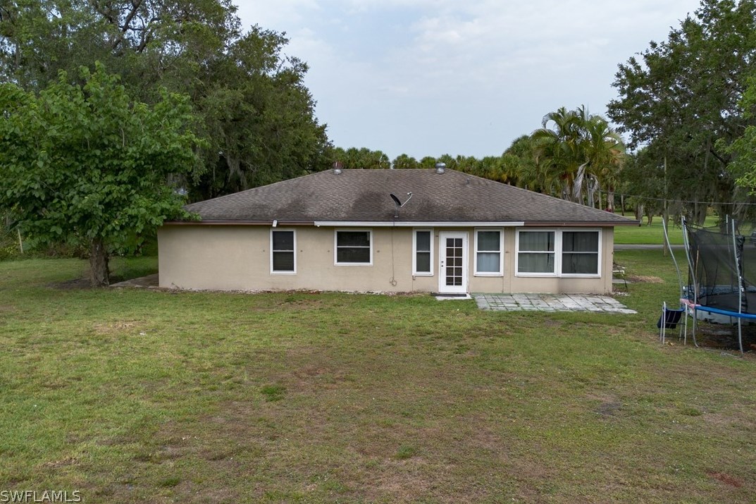 507 Robert Ave, Lehigh Acres FL 33936-4344 exterior
