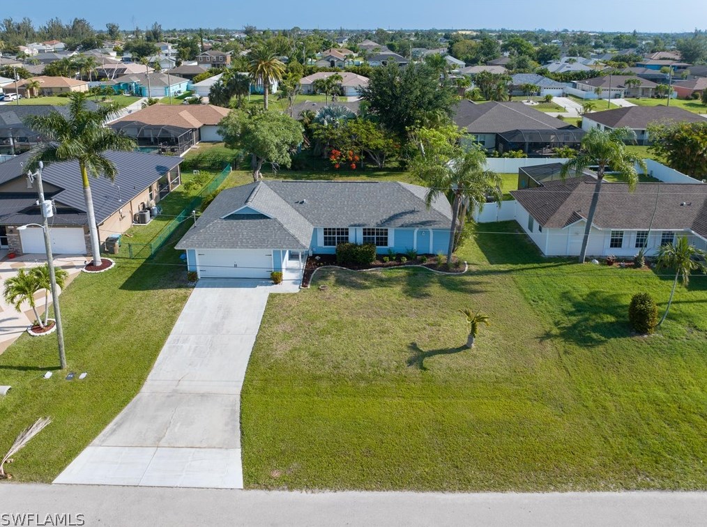 1313 11th Ter, Cape Coral FL  33909-1576 exterior