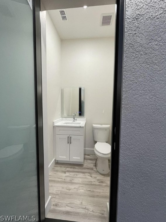 2607 40 St, Lehigh Acres FL 33976-4642 exterior