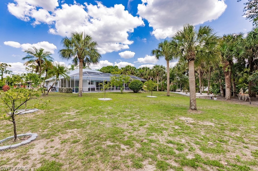 401 Jefferson Ave, Lehigh Acres FL  33936-4347 exterior