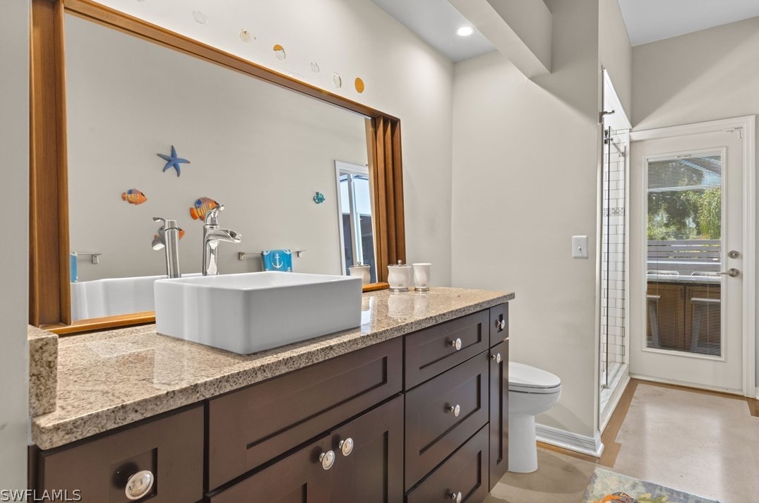 106 Roosevelt Ave, Lehigh Acres FL exterior