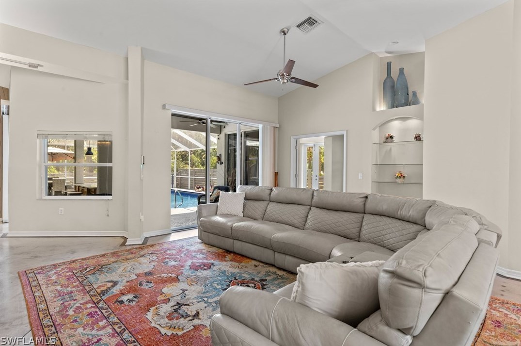 106 Roosevelt Ave, Lehigh Acres FL exterior