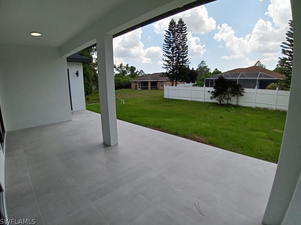 810 Homestead Rd, Lehigh Acres FL 33974-7600 exterior