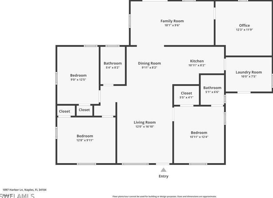 1897 Hbr Ln, Naples FL 34104-0317 exterior