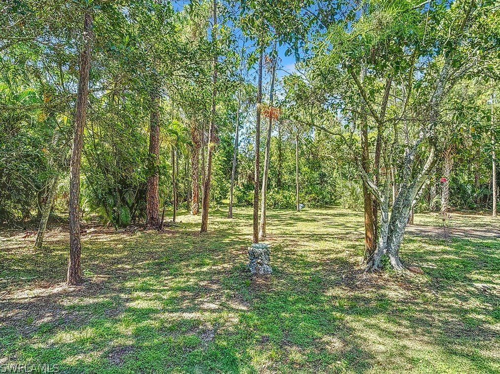 3661 5th Ave, Naples FL  34117-4109 exterior