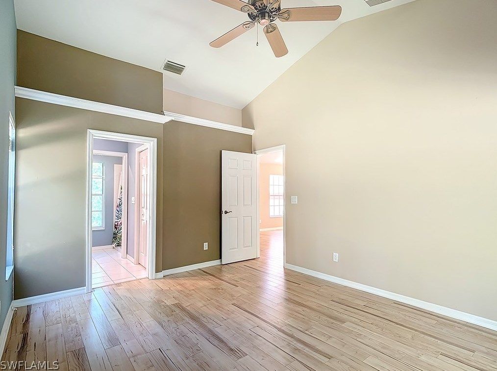 3661 5th Ave, Naples FL  34117-4109 exterior