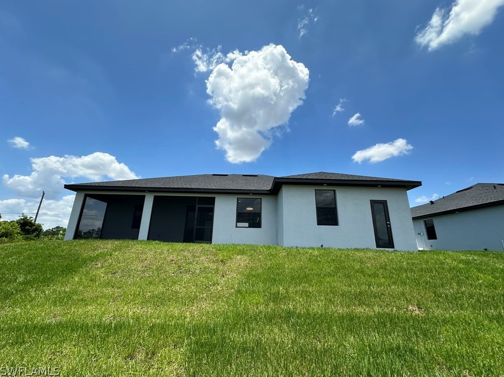 2803 21 St, Lehigh Acres FL  exterior