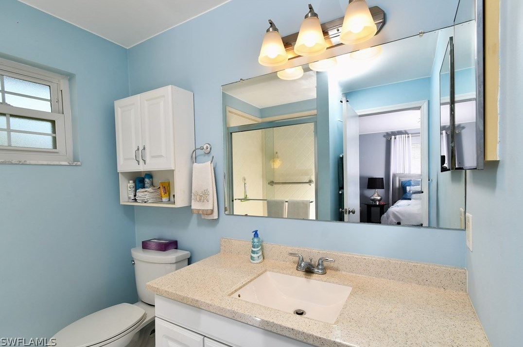 421 Robert Ave, Lehigh Acres FL exterior