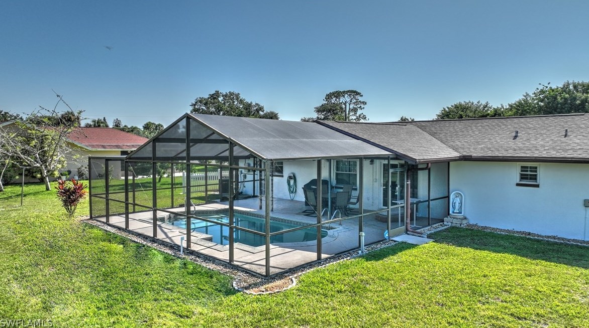 421 Robert Ave, Lehigh Acres FL exterior