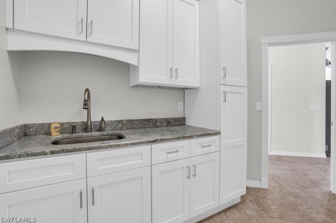 8721 Belle Meade Dr, Fort Myers FL  33908-6007 exterior