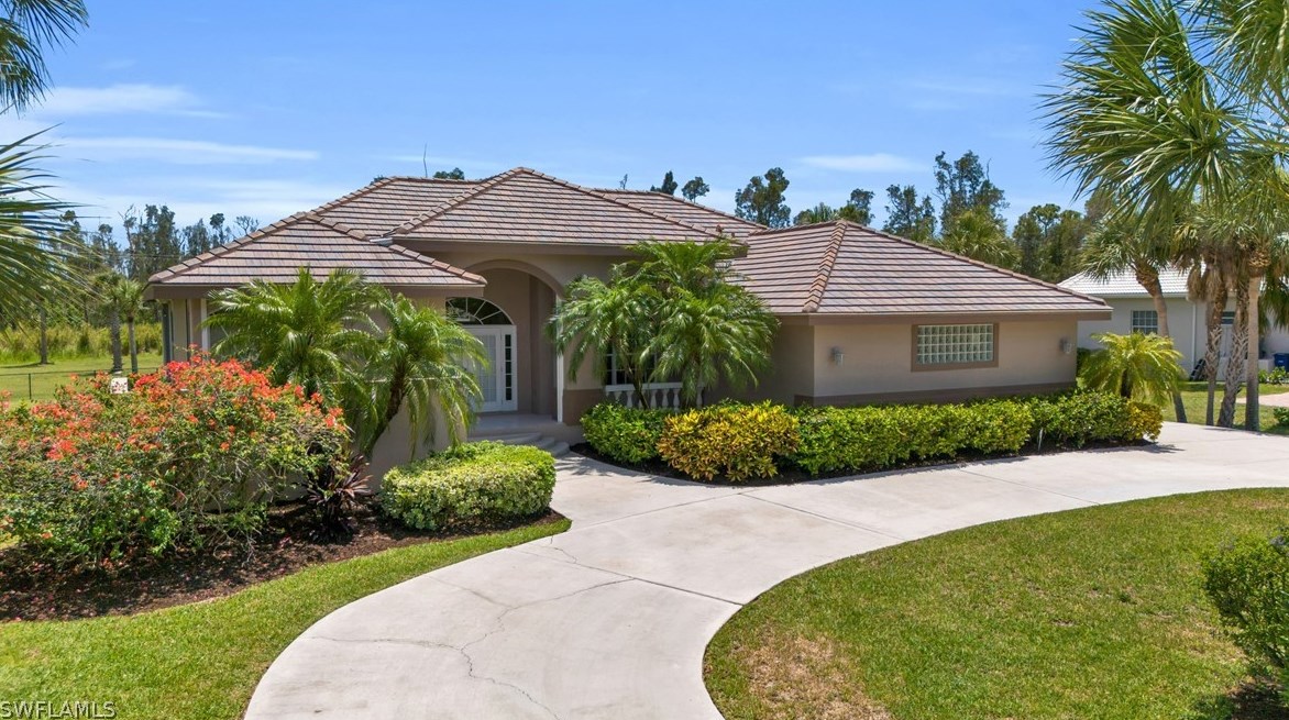 8721 Belle Meade Dr, Fort Myers FL  33908-6007 exterior