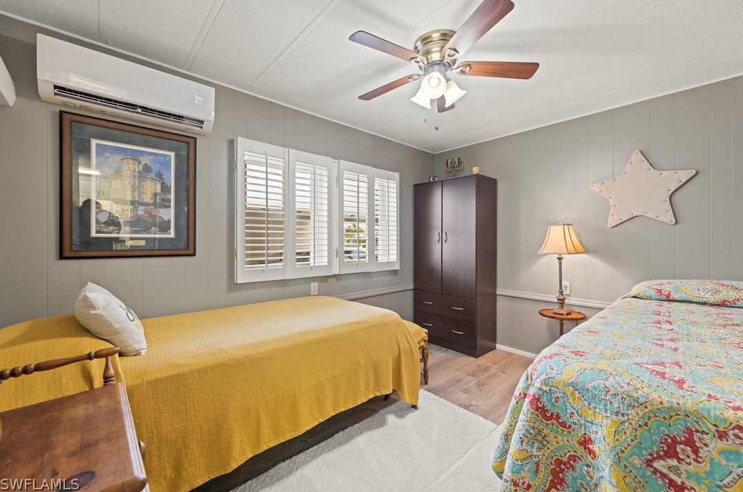 339 Shoreland Dr, Fort Myers FL  33905-3147 exterior