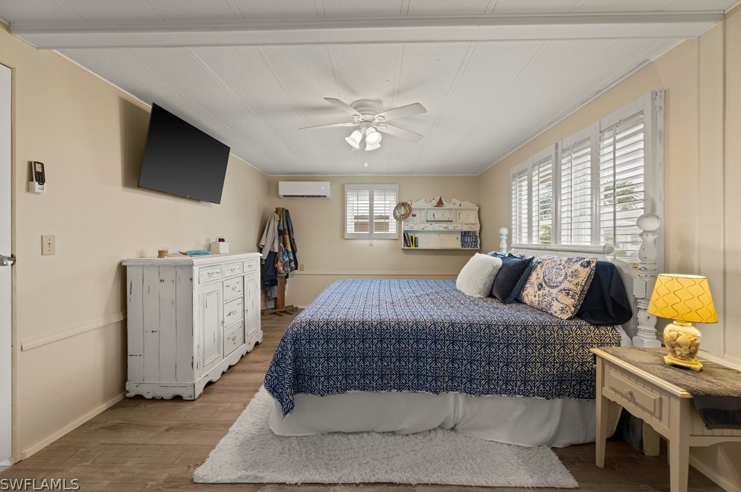 339 Shoreland Dr, Fort Myers FL  33905-3147 exterior