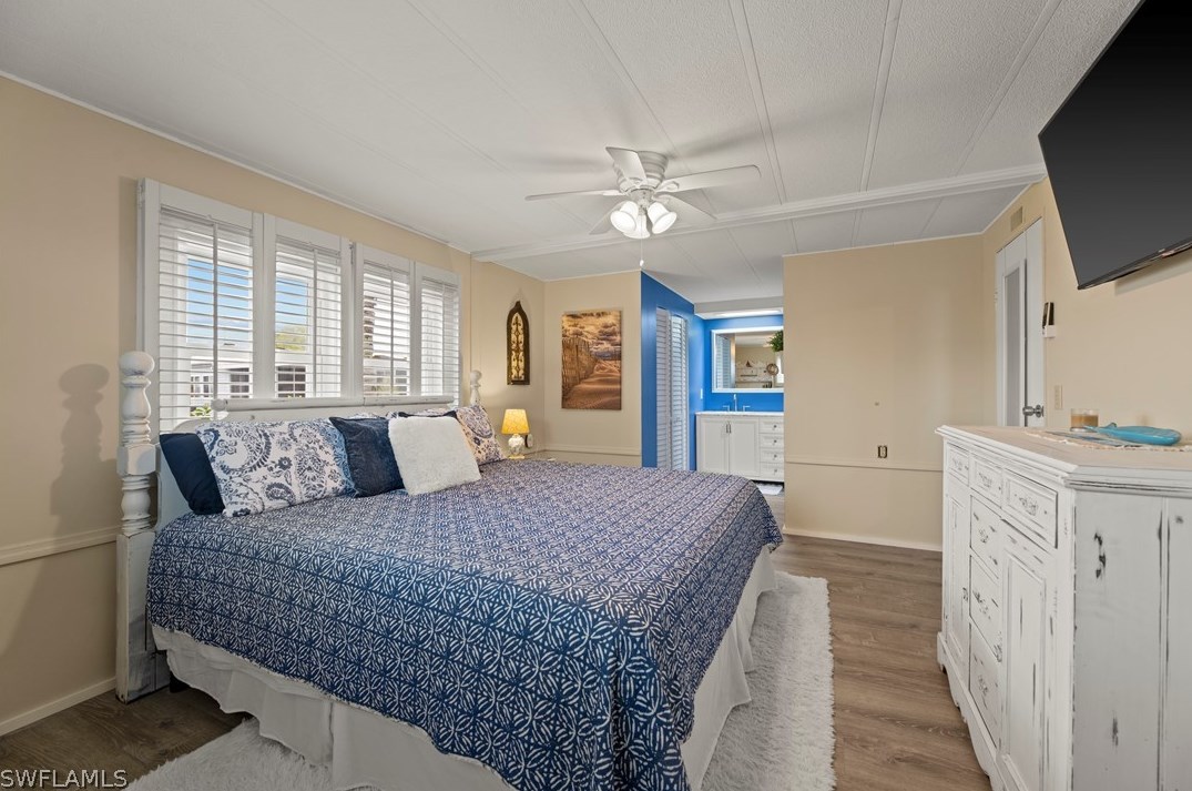 339 Shoreland Dr, Fort Myers FL  33905-3147 exterior