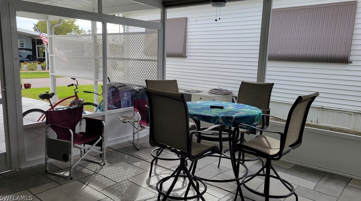 339 Shoreland Dr, Fort Myers FL  33905-3147 exterior