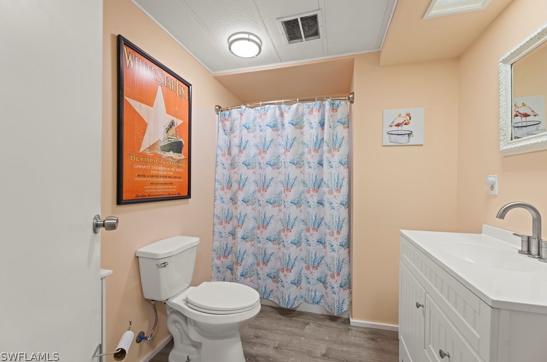 339 Shoreland Dr, Fort Myers FL  33905-3147 exterior