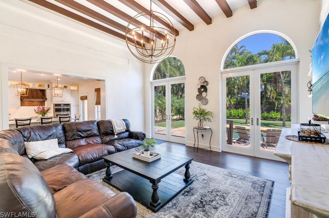 1221 Canterbury Dr, Fort Myers FL  33901-8762 exterior