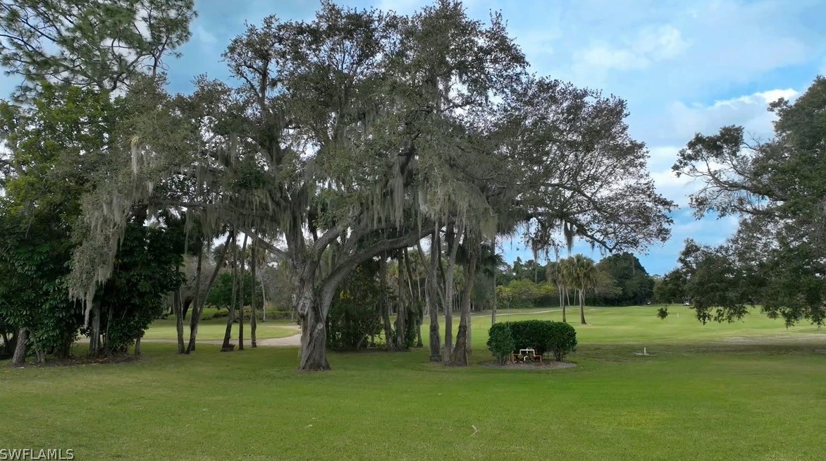 2 Regency Ct, Lehigh Acres FL  33936-5287 exterior