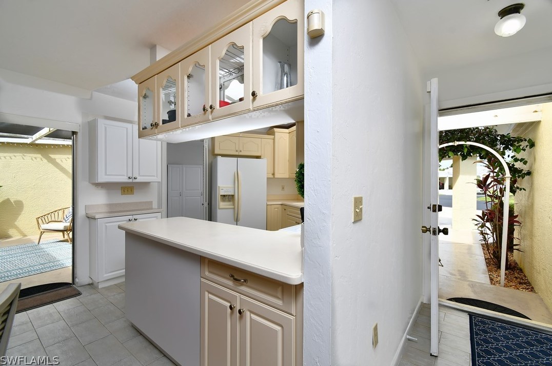 2 Regency Ct, Lehigh Acres FL  33936-5287 exterior