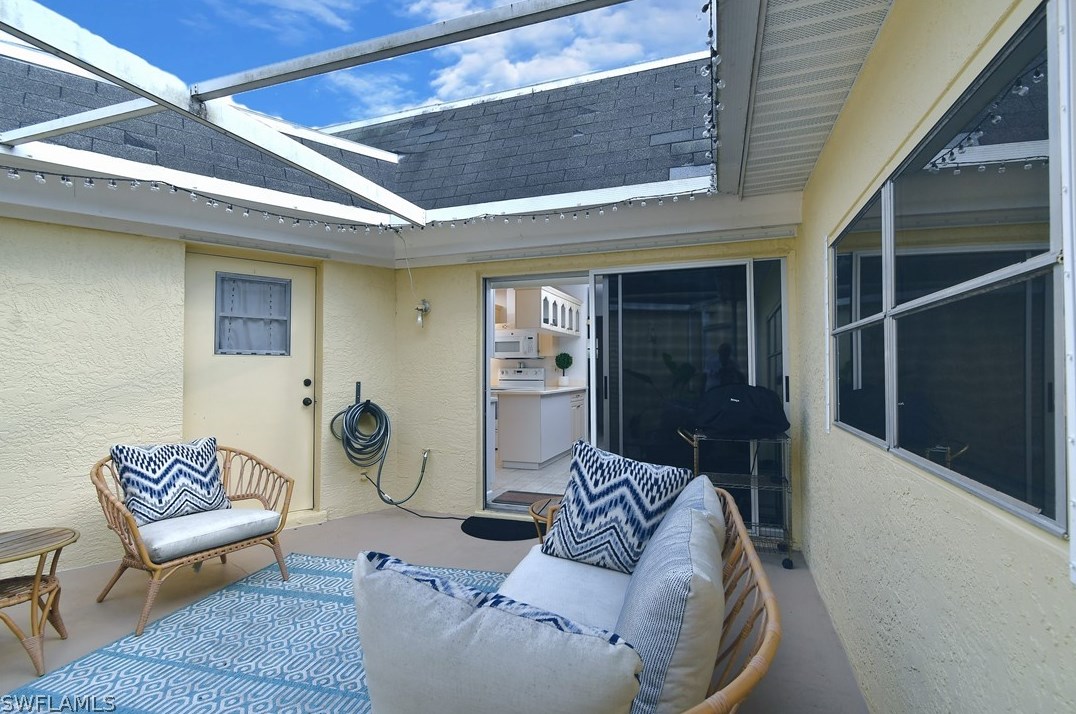 2 Regency Ct, Lehigh Acres FL  33936-5287 exterior