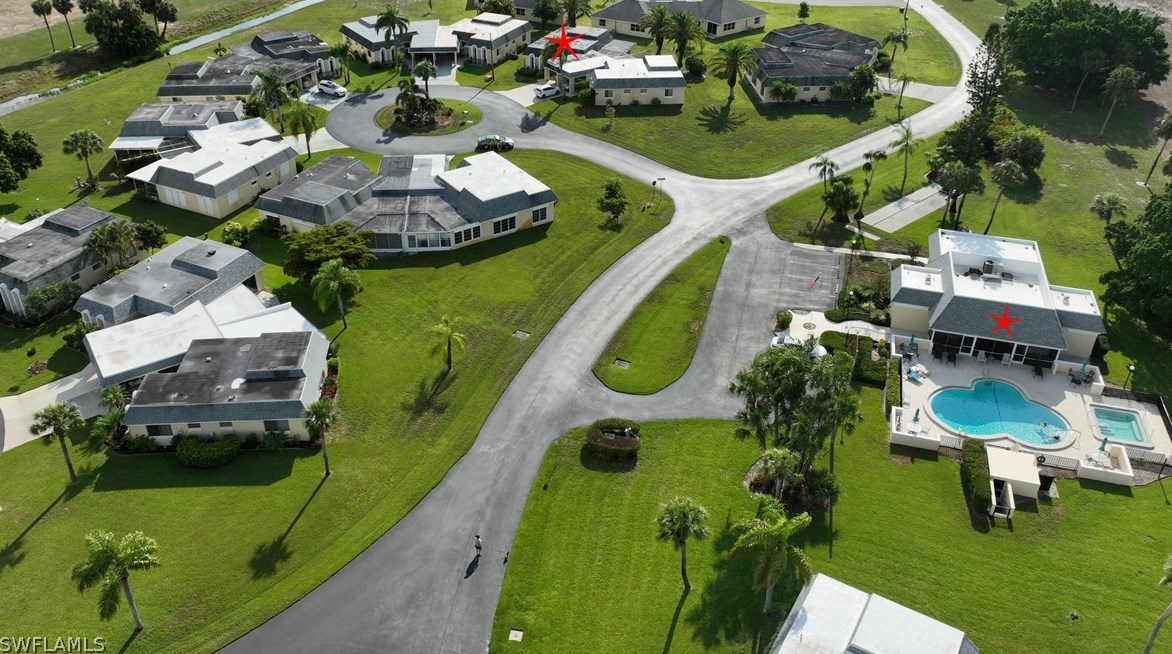 2 Regency Ct, Lehigh Acres FL  33936-5287 exterior