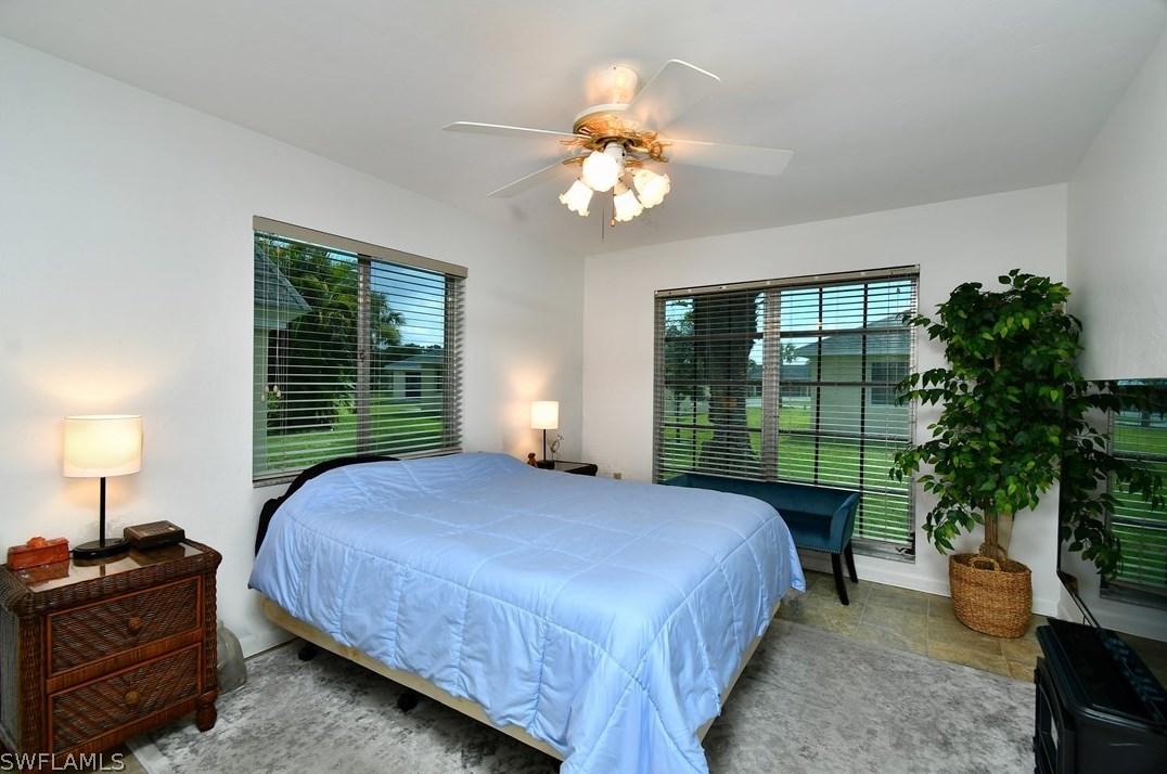 2 Regency Ct, Lehigh Acres FL  33936-5287 exterior