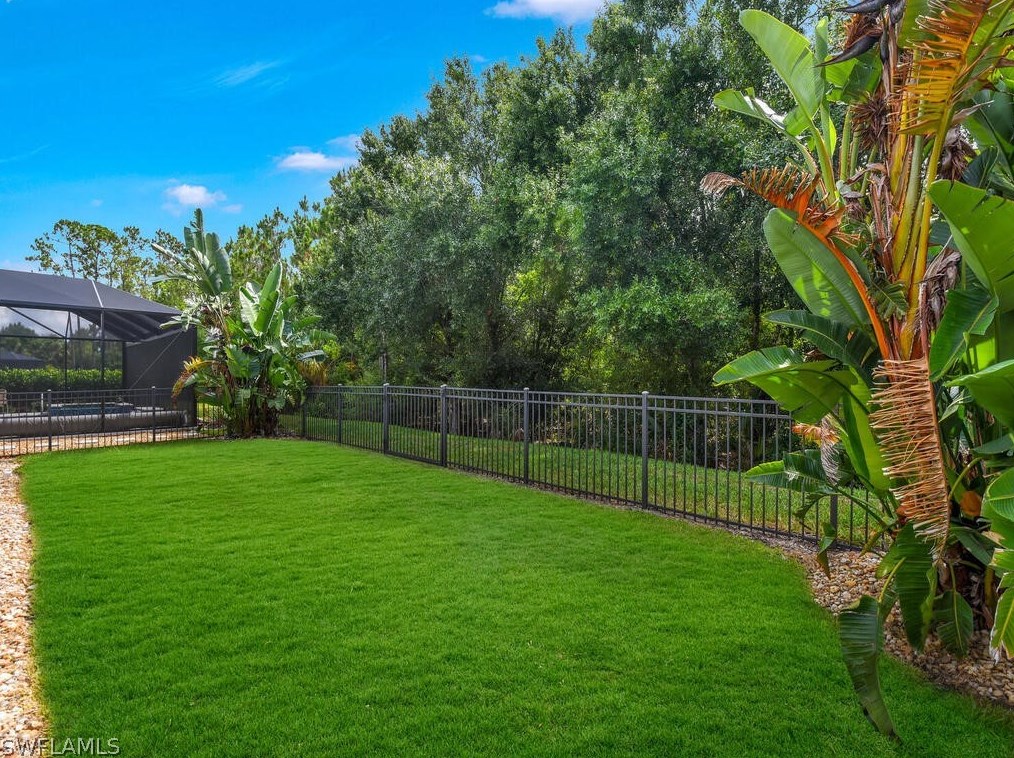 10929 Cherry Laurel Dr, Fort Myers FL 33912-8906 exterior