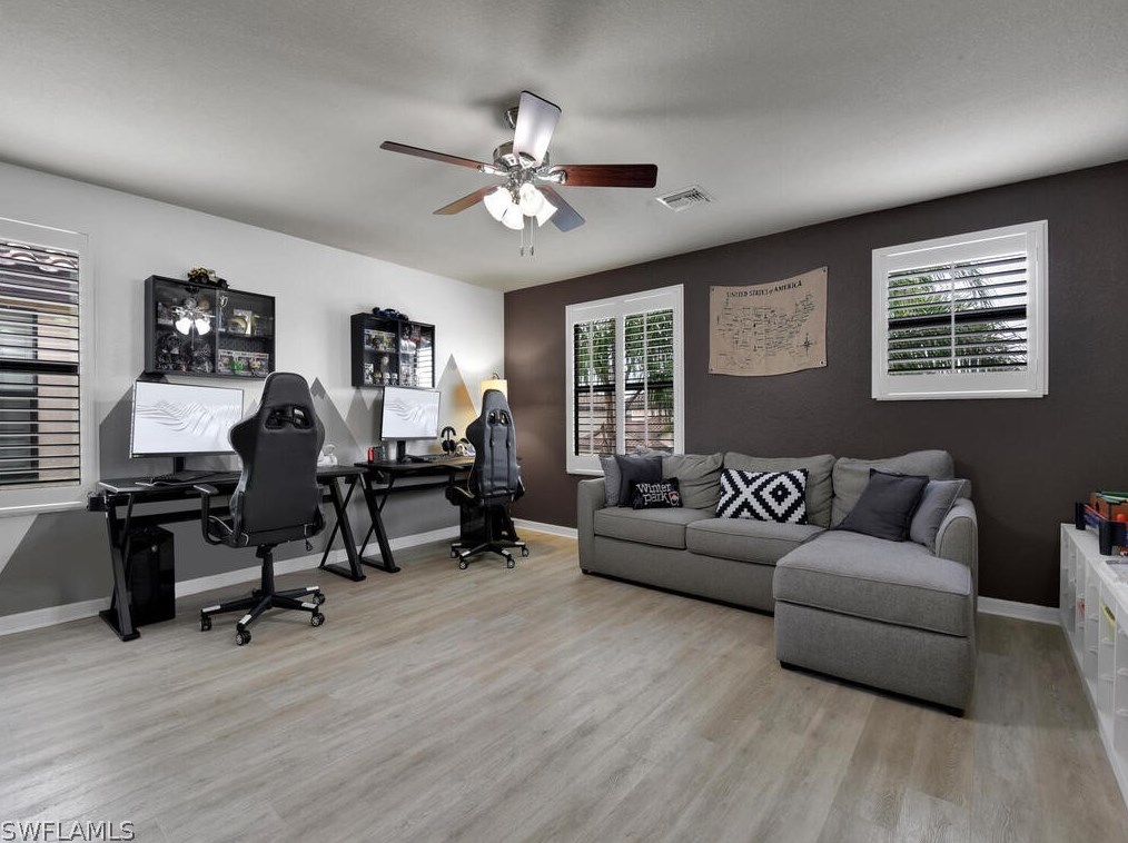 10929 Cherry Laurel Dr, Fort Myers FL 33912-8906 exterior