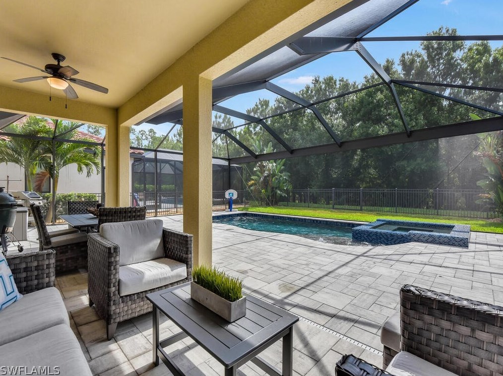 10929 Cherry Laurel Dr, Fort Myers FL 33912-8906 exterior