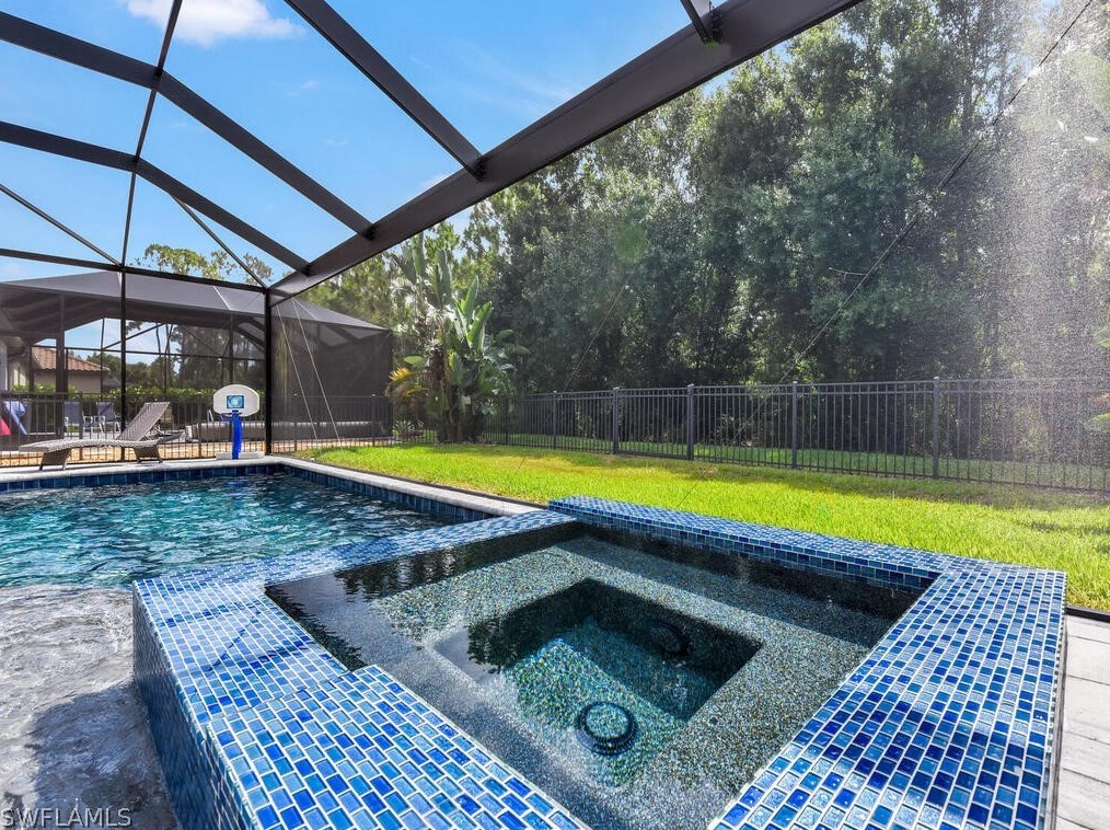 10929 Cherry Laurel Dr, Fort Myers FL 33912-8906 exterior